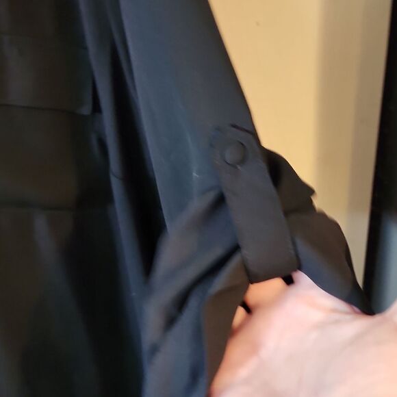 Torrid Harper Black Cuffed Sleeve Blouse with Mandarin Collar Size 3 - Picture 5 of 6